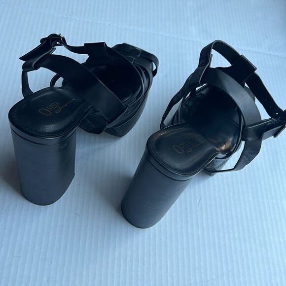 Forever 21 Faux Leather Caged Platform Heels - Picture 9 of 11